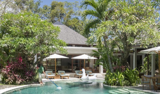 Seminyak Bali villa rental private pool and is 300m from the beach and staff