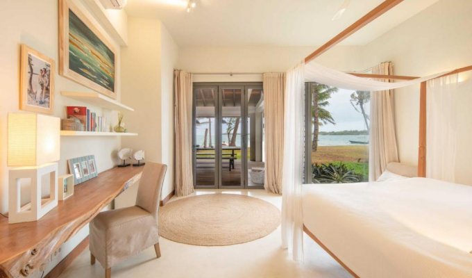 Mauritius Beachfront Villa Rentals in Trou d'Eau Douce close to Cerfs Island with staff
