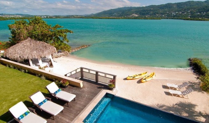 Jamaica villa vacation rentals in Discovery Bay - Jamaica holiday rentals -