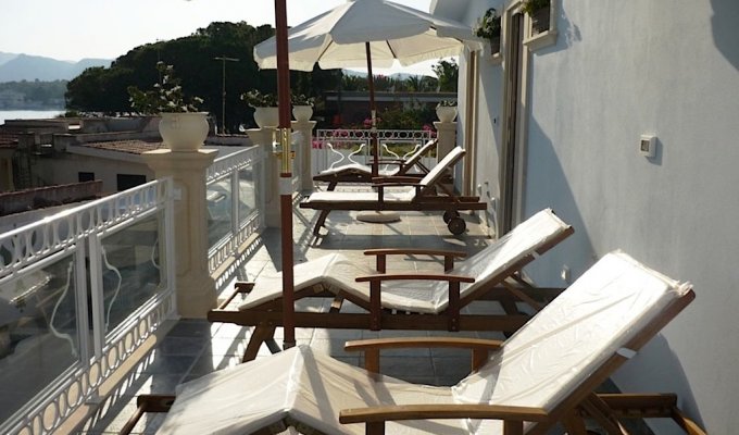 SICILY HOLIDAY VILLA RENTALS - Seafront Luxury Villa Vacation Rentals