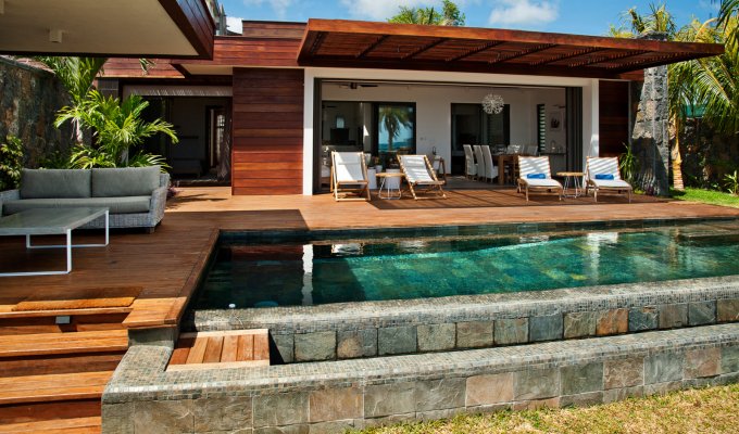 Mauritius beachfront villa Rental Cap Malheureux private pool near Grand Bay