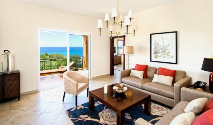 St Maarten Porto Cupecoy Apartment rental close to the beach