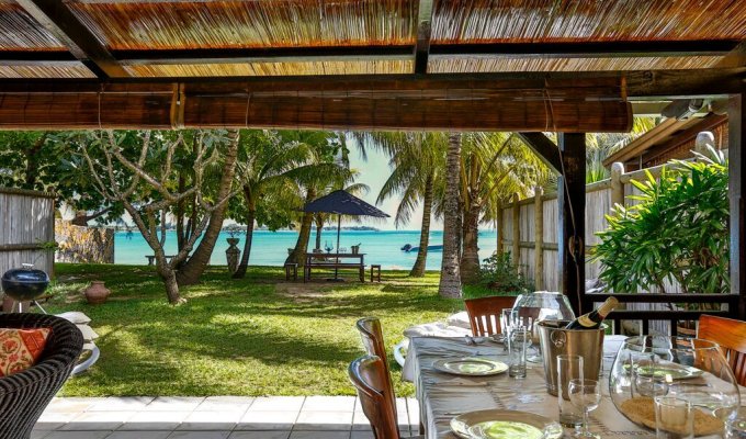 Mauritius Beachfront Villa Rentals in Grand Bay Merville Beach with Staff
