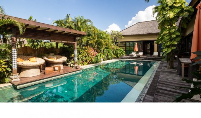 Indonesia Bali Villa Vacation Rentals 100m from Pererenan Beach in Canggu