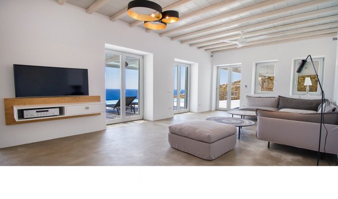 Greece Villa Vacation rentals Mykonos with pool and 300m from the beautiful Elia beach