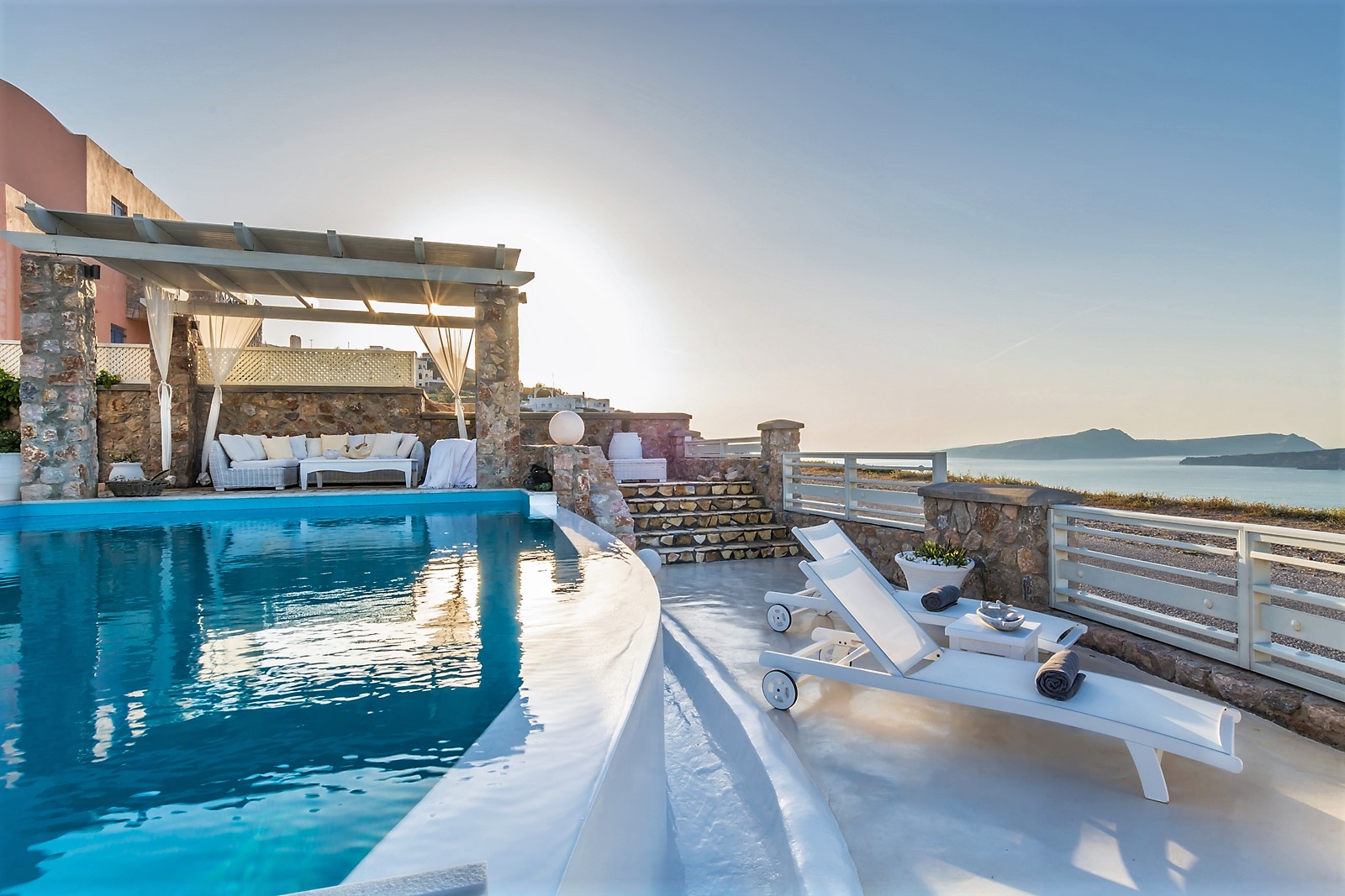 Greece Santorini Villa Vacation rentals with private pool