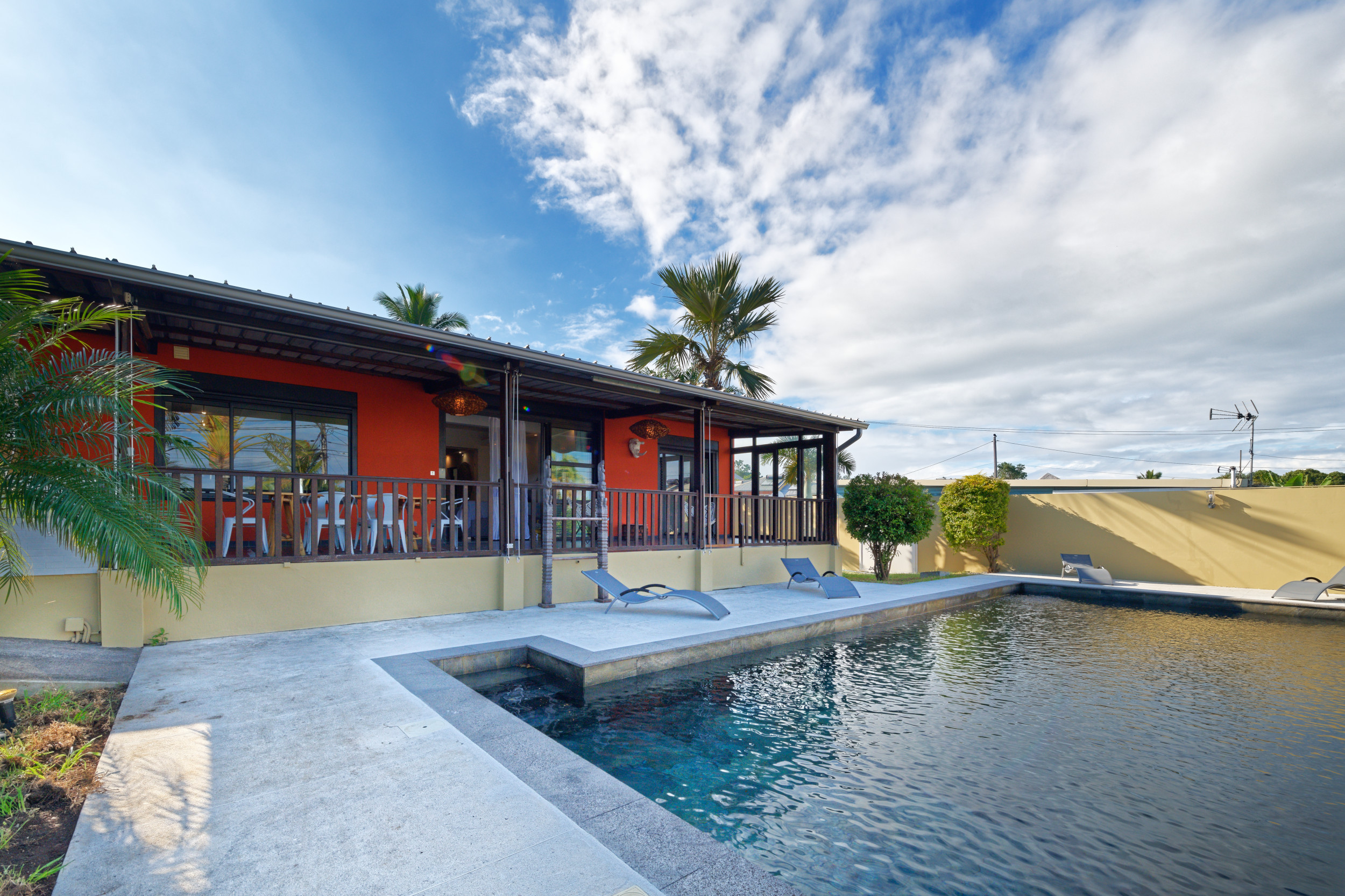 Reunion Island Villa Holiday Rental at l’EntreDeux with private[....]