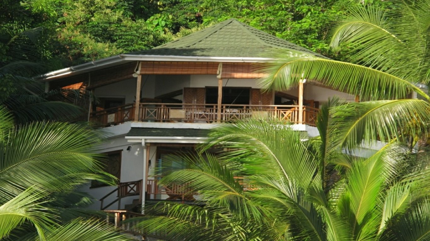 Holiday home Beau Vallon