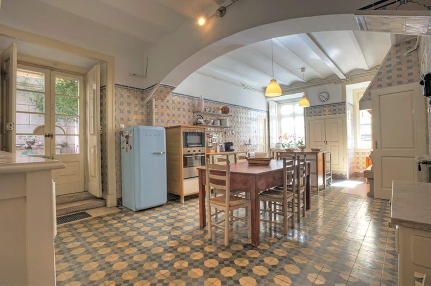 Latin Quarter Apartment Vacation Rentals With Wifi And Terrace Paris Photo
