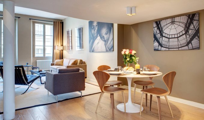 Paris Le Marais Holiday Apartment Rental 700m from the BHV Le Marais