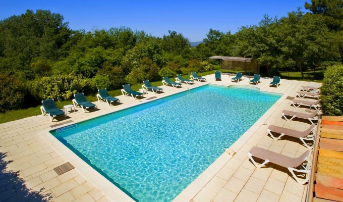 Provence Luberon luxury villa rentals with private pool and staff