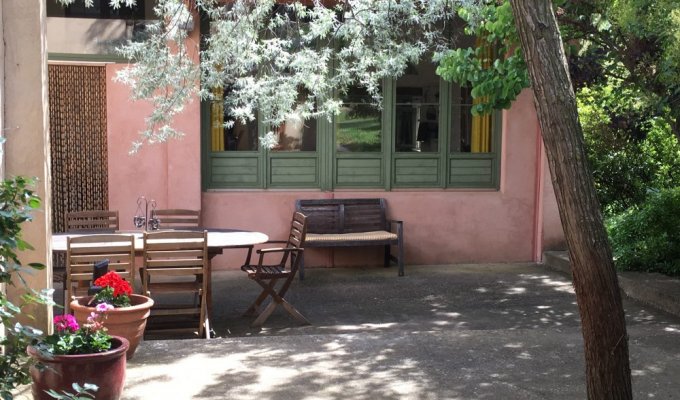 Provence Luberon villa rentals with pool and view