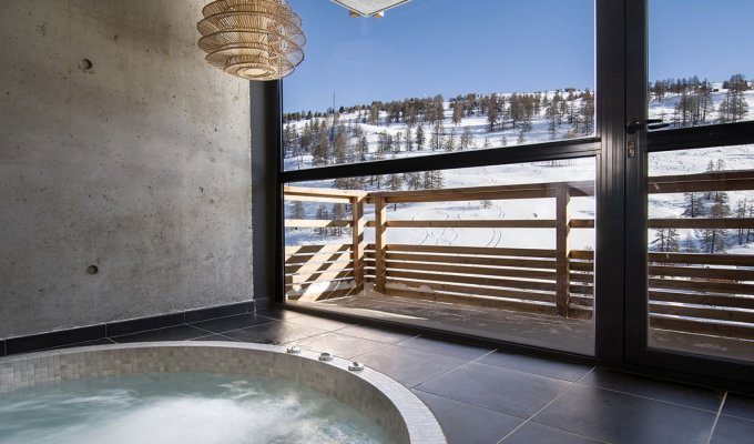 Vars Luxury Chalet Rentals ski slopes spa concierge services