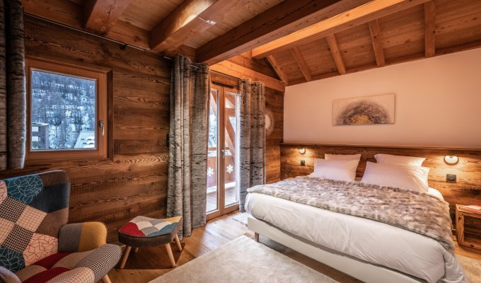 Luxury chalet rental Serre Chevalier Southern Alps at the foot of the slopes Spa sauna and concierge service