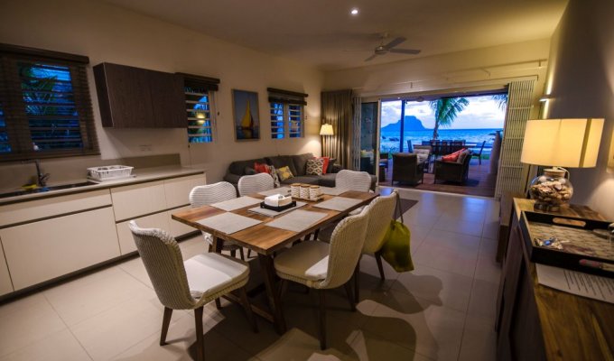 Black River Beachfront Duplex holiday rentals pool and wifi Mauritius