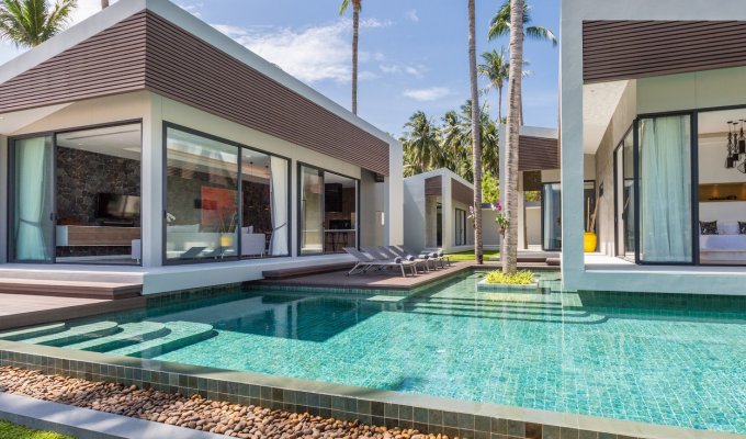Thailand beachfront Villa Vacation Rentals in Koh Samui with private pool and Staff