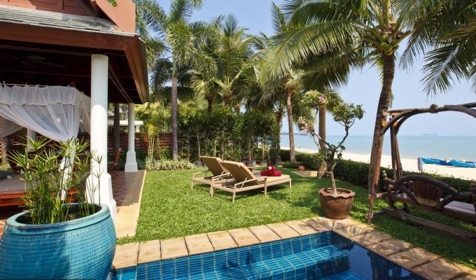 Thailand beachfront Villa Vacation Rentals in Koh Samui with private pool and Staff