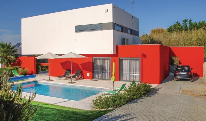 Peniche Portugal Villa Holiday Rental close to the beach, Lisbon Coast