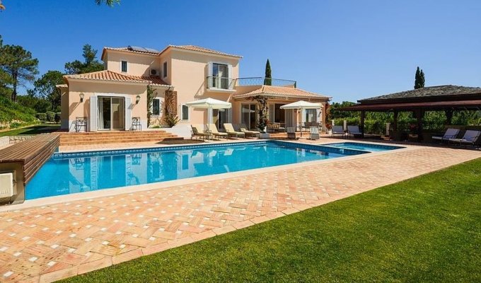 Quinta do Lago Portugal Luxury Villa Holiday Rental with private pool and 10 mns walking from the lake, Algarve