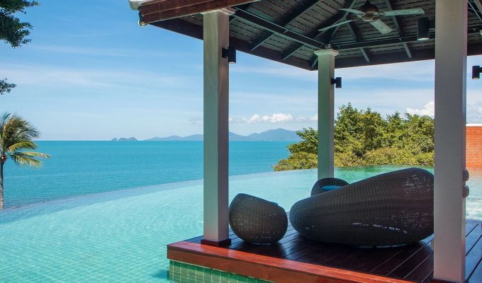 Thailand Luxury hillside Villa Vacation rentals in Koh Samui  with private pool, tennis court  and Staff 