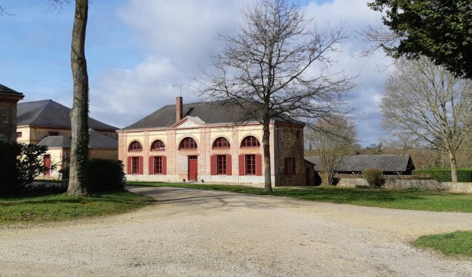 Pays de la Loire Holiday Home Rental for group in the garden of a castle with pool and tennis court available