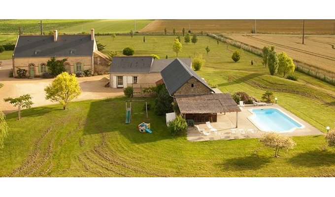 Pays de la Loire Holiday Home Rental Saumur for group with heated pool, jacuzzi and sauna