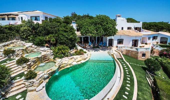 Albufeira Luxury Villa Holiday Rental with pool and private access to the beach, Algarve