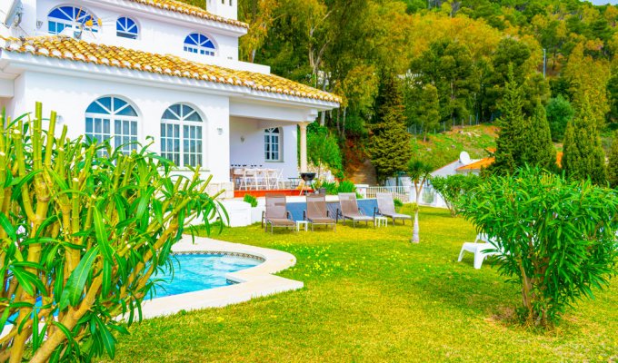 11 guest villa Mijas