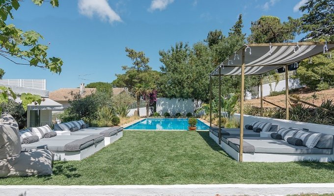 Estoril Portugal Luxury Villa Holiday Rental with private pool 3 kms from the Estoril Palacio Golf Course, Lisbon Coast