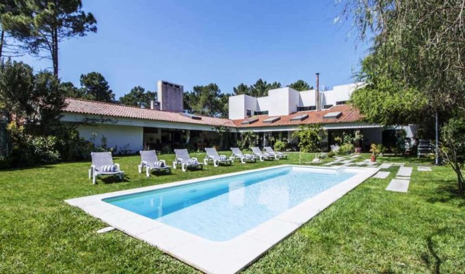 Aroeira Villa Holiday Rental  with private pool on Golf course, Lisbon Coast