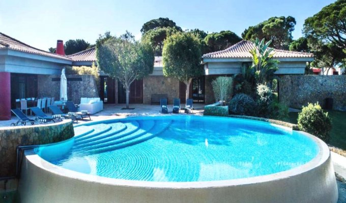 Vilamoura Villa Holiday Rental  with private pool and jacuzzi on Golf course, Algarve