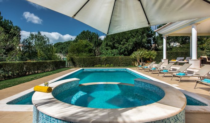 Algarve Luxury Villa Holiday Rental Vilamoura with heated pool and bordering the Golf course