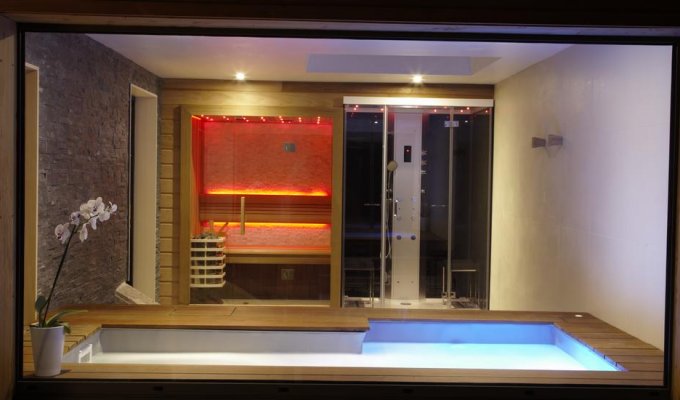Titre EN : Champagne holiday home rental near Reims and Epernay with private spa sauna hammam jacuzzi