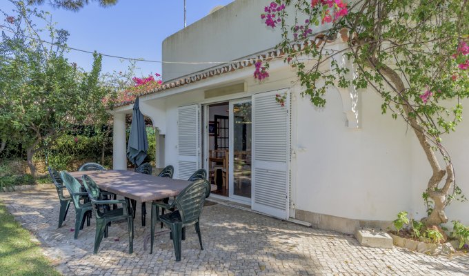 Algarve Villa Holiday Rental Vilamoura with private pool close to Golf courses