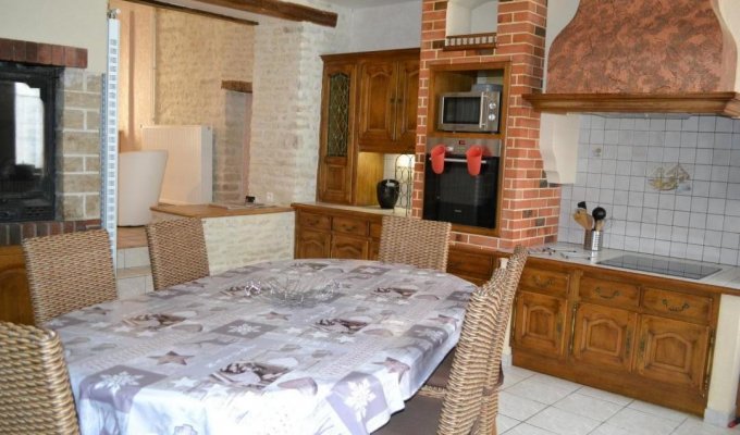 Champagne vacation rental 10 min Nigloland amusement park near Troyes and factory storesChampagne vacation rental 10 min Nigloland amusement park near Troyes and factory stores