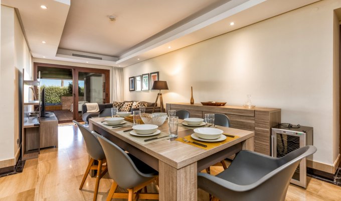 8 guest luxury apartment Estepona
