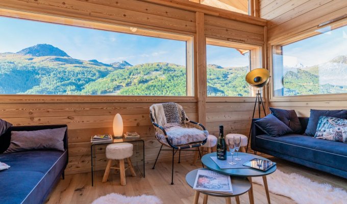 Luxury Chalet rental near slopes with concierge services