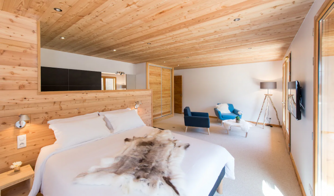 Luxury Chalet rental near the slopes of the Southern Alps with spa sauna and concierge