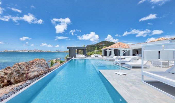 Saint-Martin Terres Basses Waterfront luxury Villa Rentals Pool close to Baie rouge beach