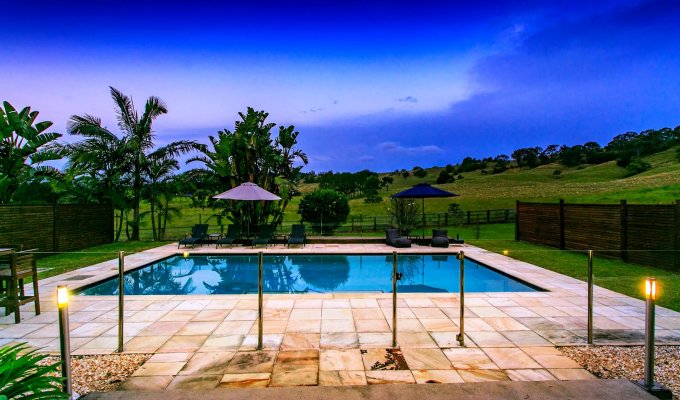 5-bedroom Myocum Byron Bay villa with private pool and BBQ, view on the valley and hills