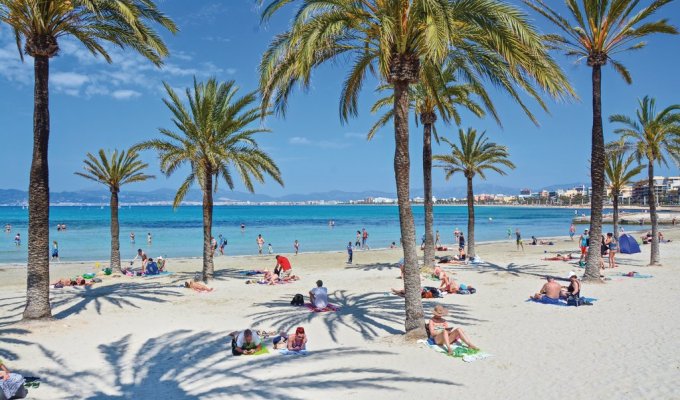 Vacation rental villa Badia Blava Mallorca private pool 1km beach 