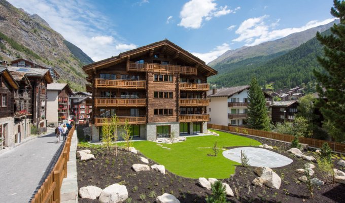 Zermatt luxury ski apartment rental