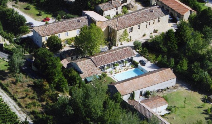 Avignon Luxury villa rentals Provence with private pool  Events Weddings receptions