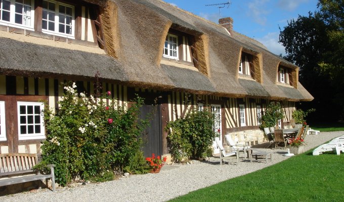 Deauville villa vacation rentals with heated pool in Normandy