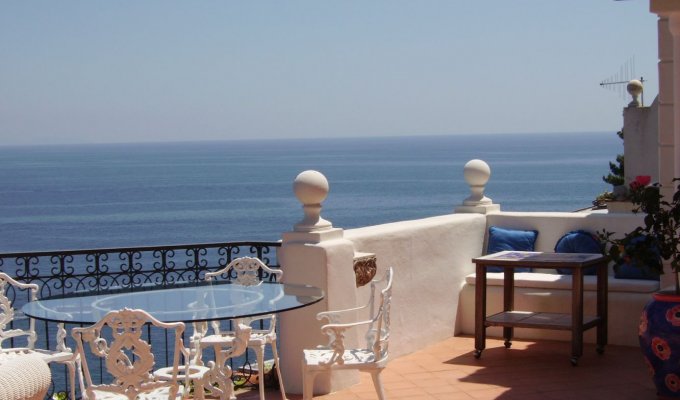 AMALFI COAST HOLIDAY RENTALS - Luxury Villa Vacation rentals with Private Pool overlooking the sea - Italy