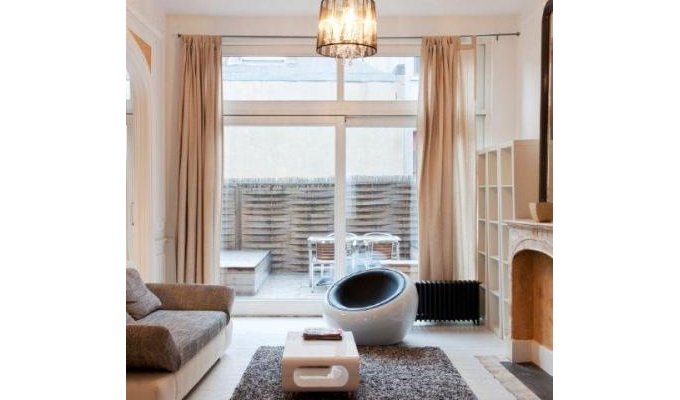 Brussels furnished apartments rental with Terrace & Wifi