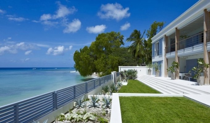 Barbados beachfront villa vacation rentals located in the exclusive neighborhood The Garden St. James - Caribbean