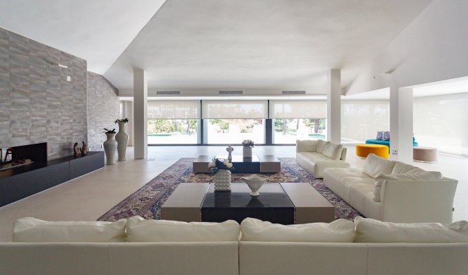 16 guest luxury villa Puerto Banus