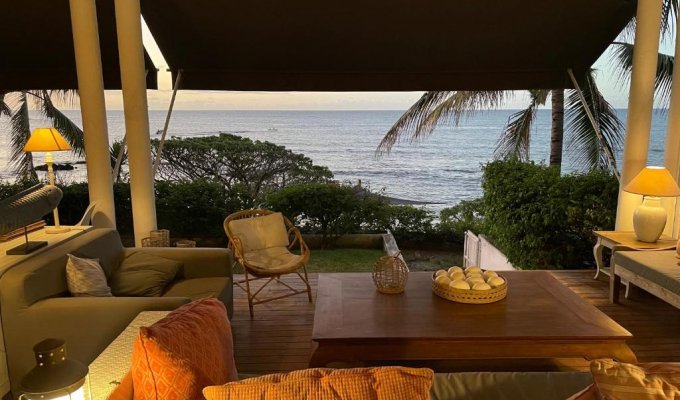 Mauritius beachfront Villa Rental in Pointe aux Canonniers 5 mins to Grand Bay