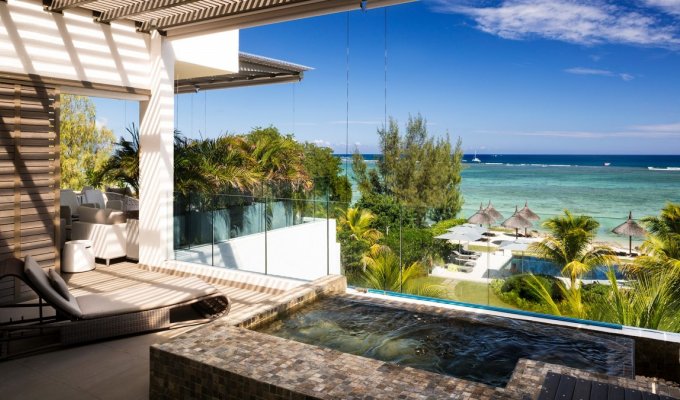 Mauritius Penthouse rental Black River  beachfront and close to shops
